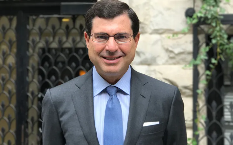 Marc-Feigen-Co-Van-Quan-Tri-Hang-Dau-Cua-CEO-The-Gioi